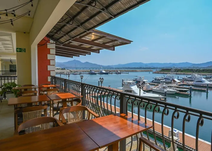 Mariposita Marina Real, Charming 1-bed, 1-bath Playa Flamingo