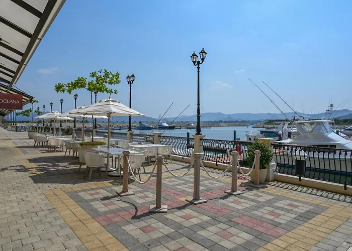 Mariposita Marina Real, Charming 1-bed, 1-bath Apartamento