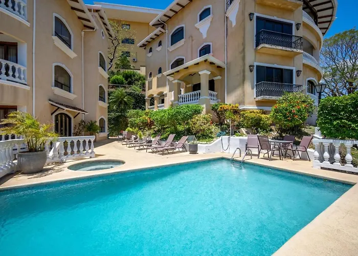 Mariposita Marina Real, Charming 1-bed, 1-bath Playa Flamingo